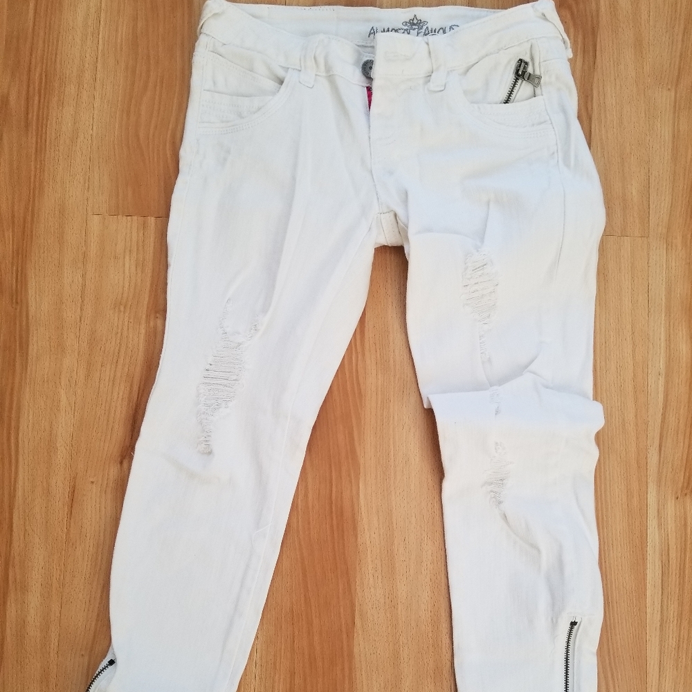 New Almost famous white distressed ankle zip jeans